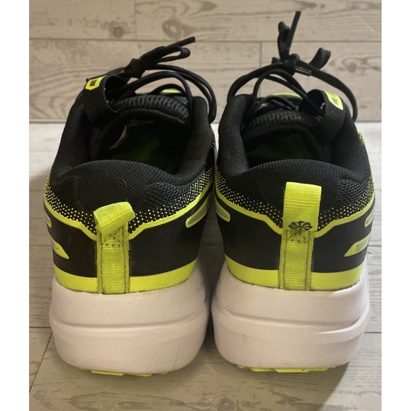 Nike‎ Cosmic Runner Black And Neon Yellow Low Top Sneakers Youth Size 5 - Picture 5 of 7